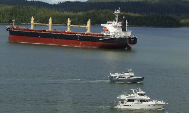 A horvát kikötőben rekedt egy Szerbiában várt kőolajszállítmány