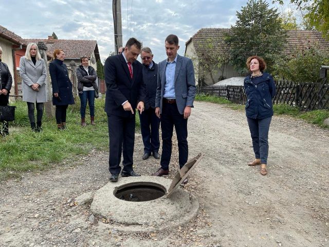 Már nem úsznak majd, ha esik