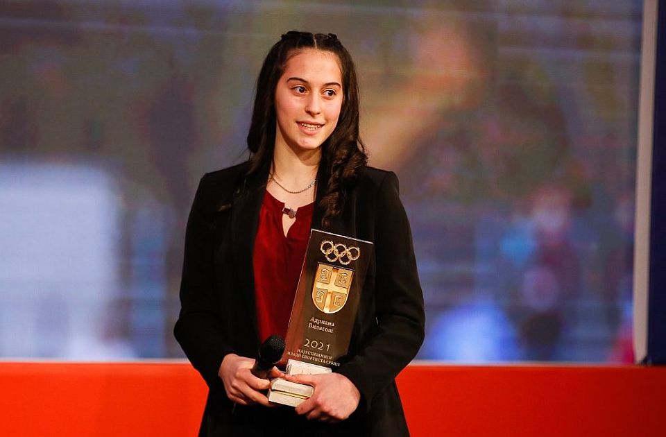 Tartományi elismerést kapott Világos Adriana