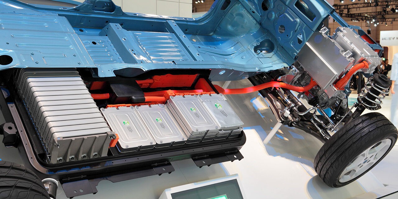 Elektromos autóakkumulátor-gyár kiépítéséről írt alá szándéknyilatkozatot a szerb kormány