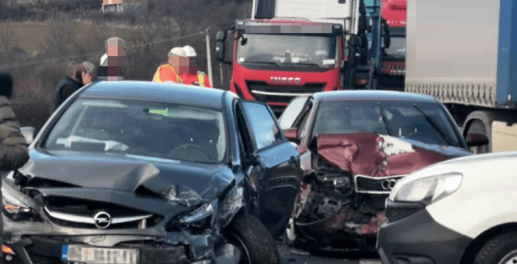 Az apa hibája a hatéves fia és egy rendőr életébe került