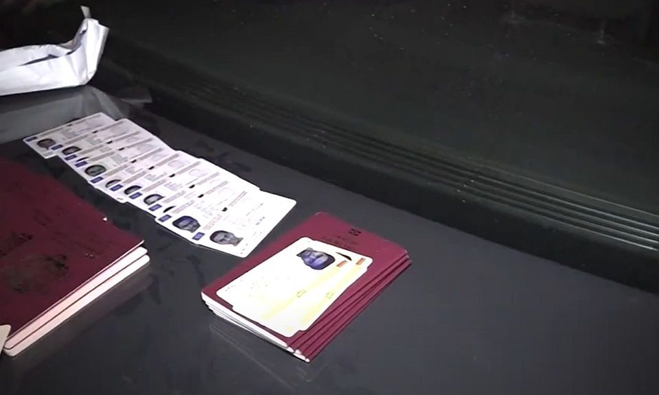 Ötszáz euróért árulták a hamisított személyes okmányokat (Rendőrségi videóval)