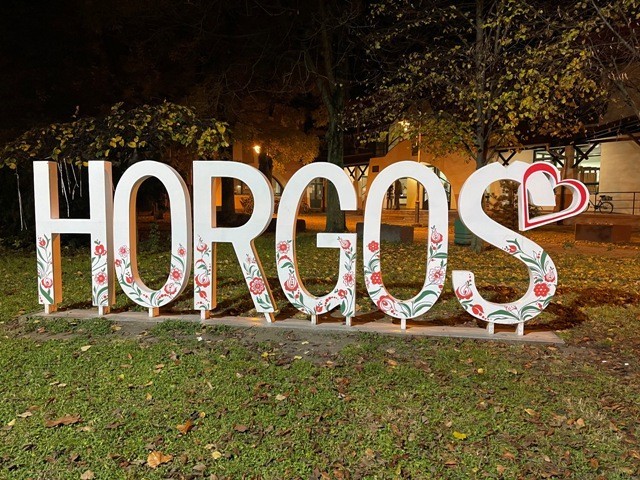 Hajnal óta lövöldöznek Horgoson