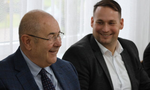 Lehet, hogy nem Fremond lesz a Magyar Nemzeti Tanács elnöke?