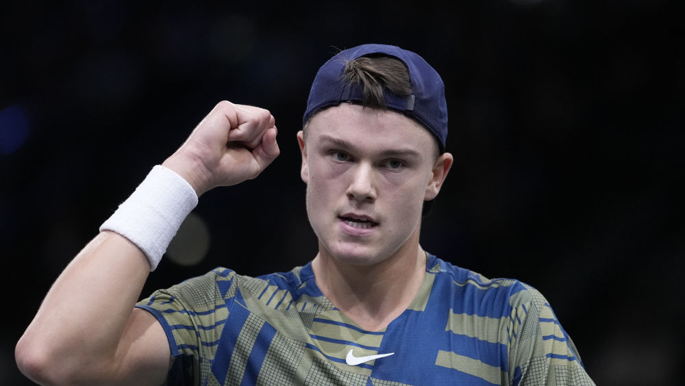 A tizenkilenc éves dán legyőzte Đokovićot