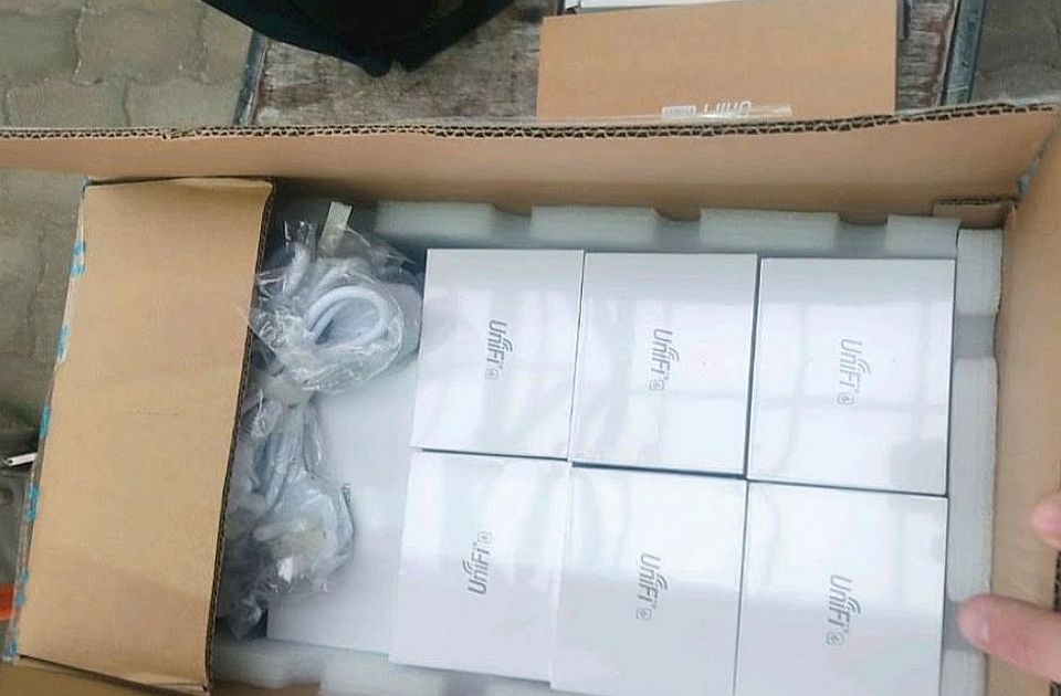 Hatezer euró értékű térfigyelő rendszert akartak Horgoson az országba csempészni (Fotók)