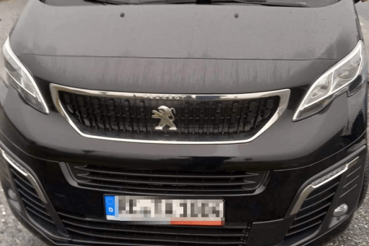 Kilenc migránst szállított a koszovói embercsempész (Fotók)