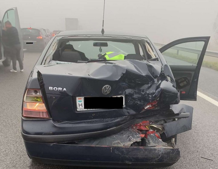 Útlezárás van az M5-ös autópálya Szeged felé vezető oldalán