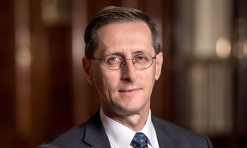 675 milliárd forintnyi beruházást halasztanak el Magyarországon