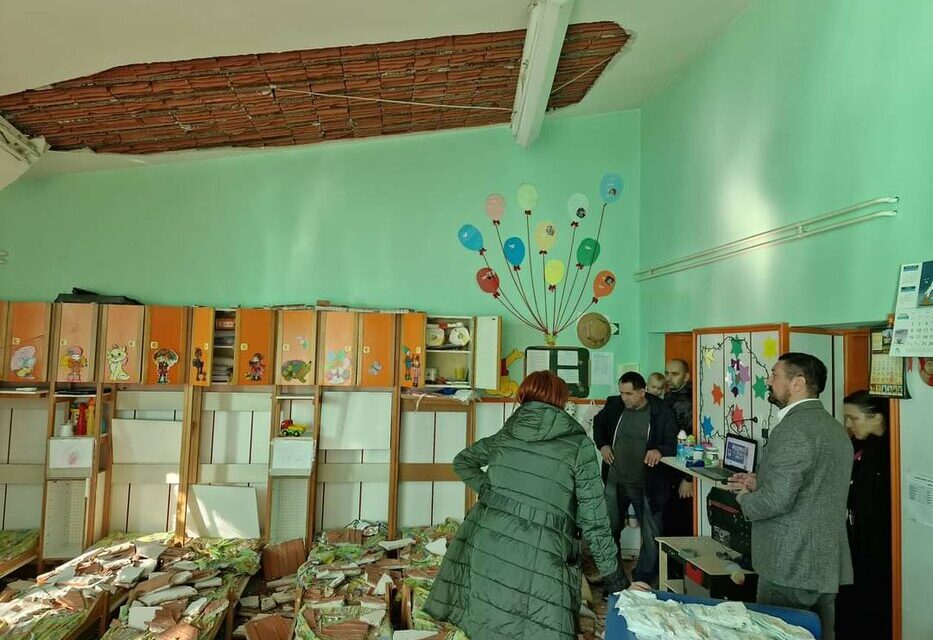 Leszakadt a mennyezet, hat óvodás megsérült