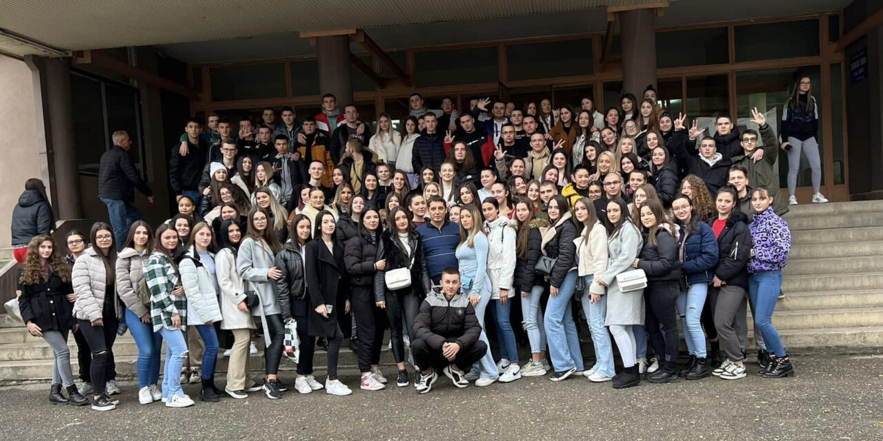 Karácsonyra várunk