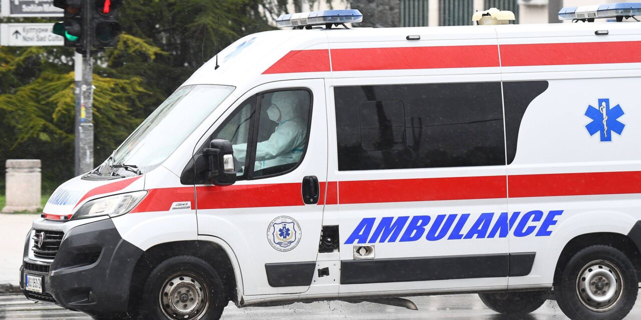 Felborult egy utasokkal teli busz Nagykikindánál