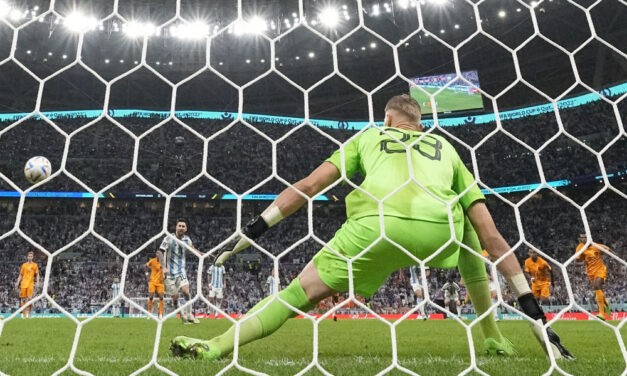 Argentína lesz Horvátország ellenfele a döntőbe jutásért