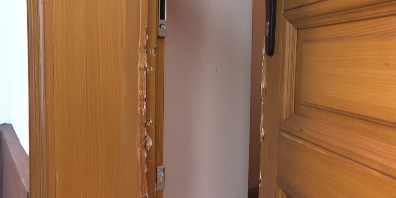 Királyhalmán és Ludason is betörtek a templomba