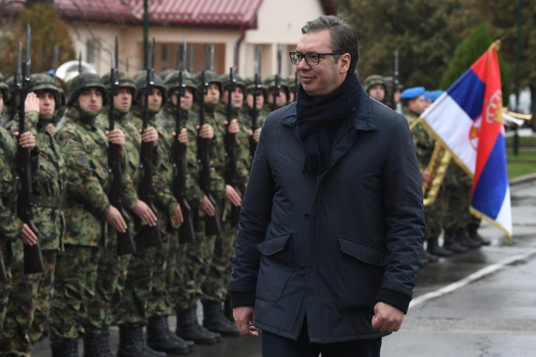 Vučić: Szerbia nem szállított fegyvereket és lőszert Ukrajnába és ezután sem fog!