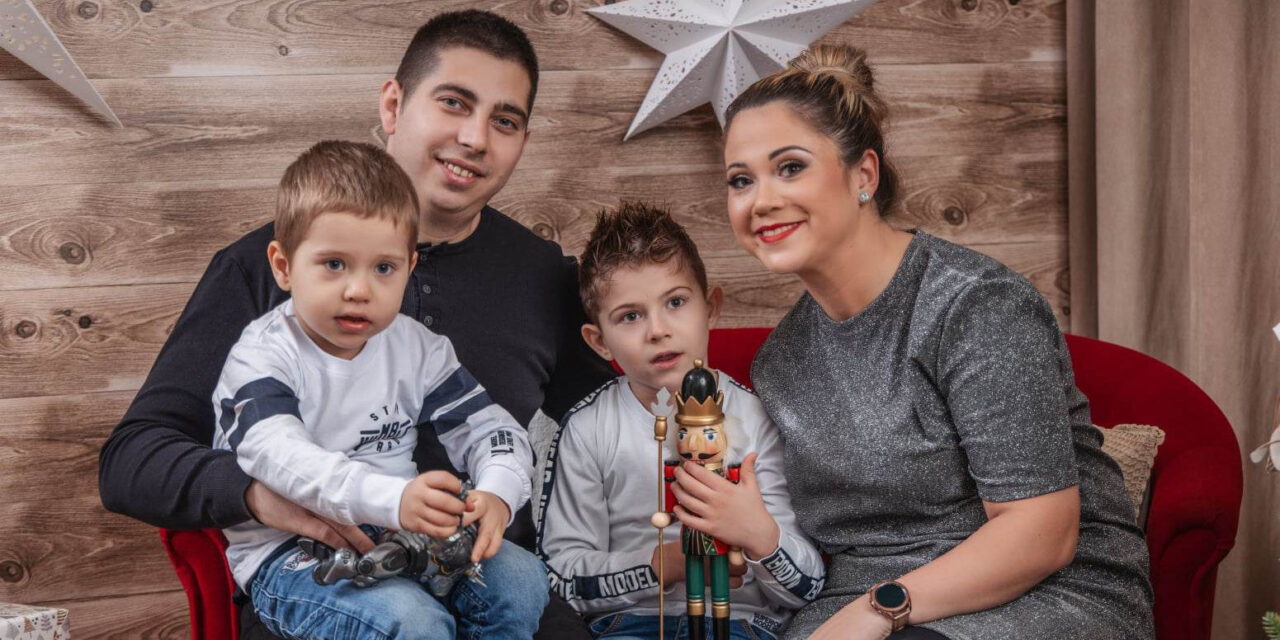 <span class="entry-title-primary">Megnőttek az elvárások a nőkkel szemben</span> <span class="entry-subtitle">Fiatal vajdasági édesanyák vallanak a karrier és a család közötti egyensúlyról, valamint a nők társadalmi helyzetéről</span>