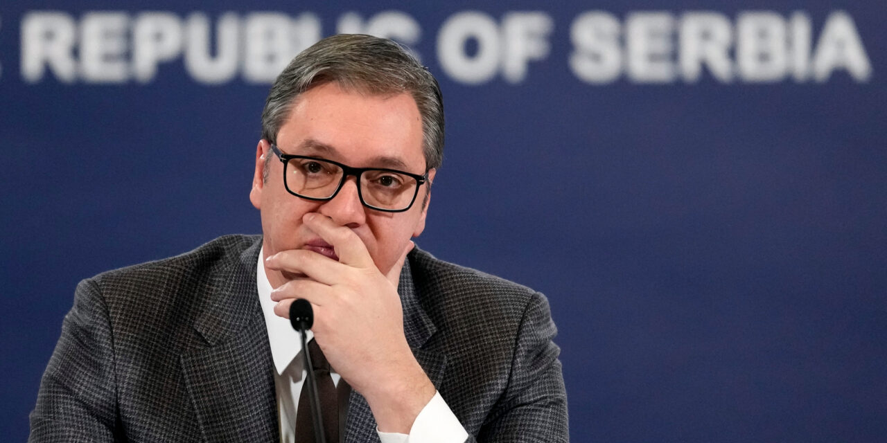 „Aleksandar Vučić nem tesz eleget a feltételeknek, hogy Szabadka díszpolgára legyen”