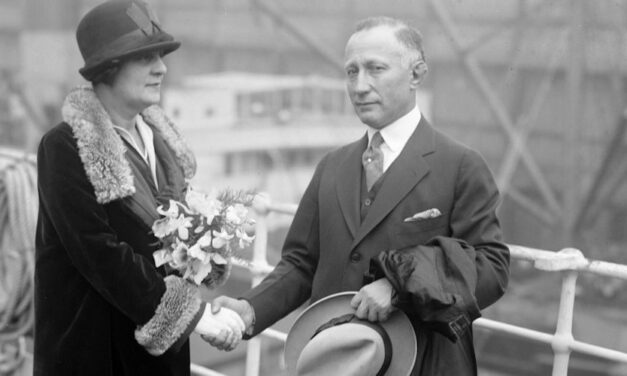 <span class="entry-title-primary">„A közönség sohasem téved”</span> <span class="entry-subtitle">150 éve született Adolph Zukor </span>