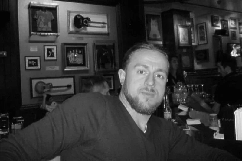 Elhunyt a fejbe lőtt focista