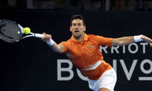 Đoković Medvegyev legyőzésével bejutott a döntőbe