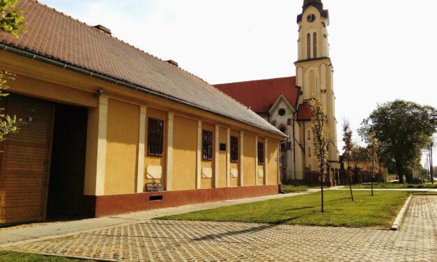 <span class="entry-title-primary">Ahol még a falak is mesélnek</span> <span class="entry-subtitle">Kétszáz éves múltról regél a törökbecsei Glavaš-ház</span>