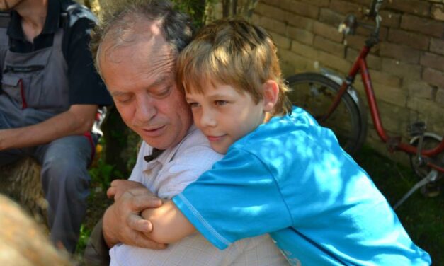 <span class="entry-title-primary">Akit rászedett az Isten</span> <span class="entry-subtitle">Dr. Harmath Károly OFM ferences szerzetes a Magyar Életfa díj egyik idei kitüntetettje</span>