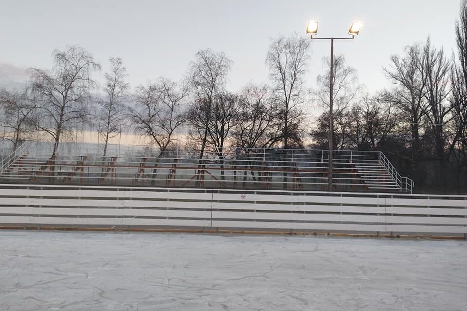 Továbbra sem lehet korcsolyázni a palicsi jégpályán