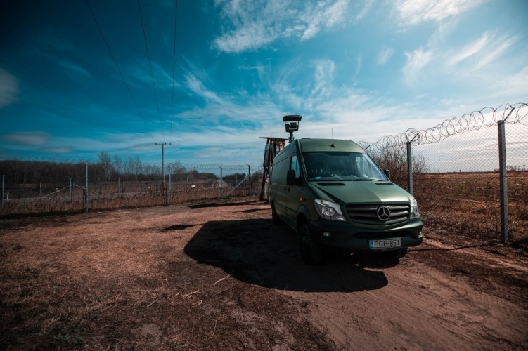 Tüntetést szerveznek a határ magyarországi oldalán