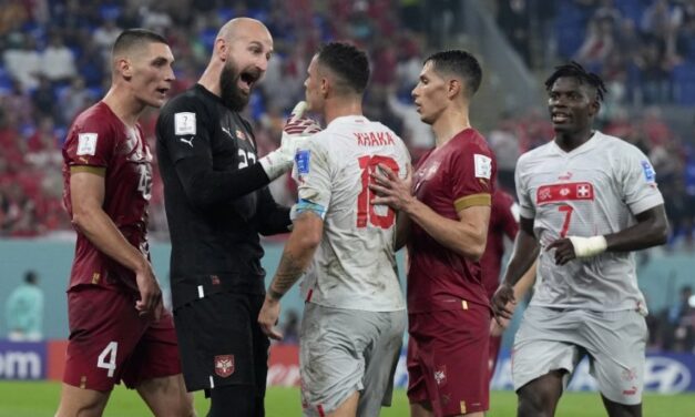 A szerb szövetséget is megbírságolta a FiFA