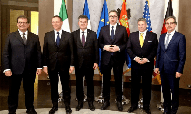 Pristinából Belgrádba utaztak a különmegbízottak