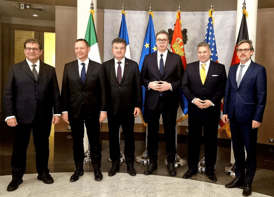 Pristinából Belgrádba utaztak a különmegbízottak