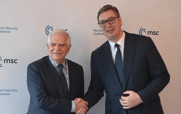 Vučić szerint ismét számonkérték tőle a szankciók bevezetését Moszkva ellen