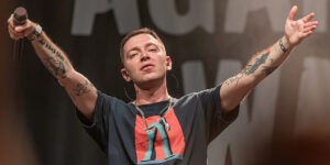 Orosz művészek a háború ellen: Oxxxymiron a berlini koncertjén (Fotó: Savin/WikiCommons)