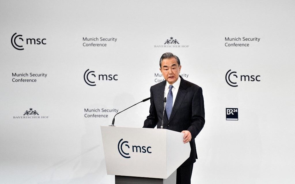 Münchenben tárgyalt az amerikai és a kínai külügyminiszter