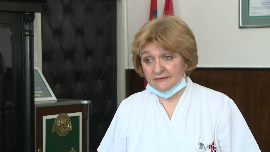 Az egészségügyi miniszter nem adta arcát vérnyomáscsökkentő készítmény reklámjához