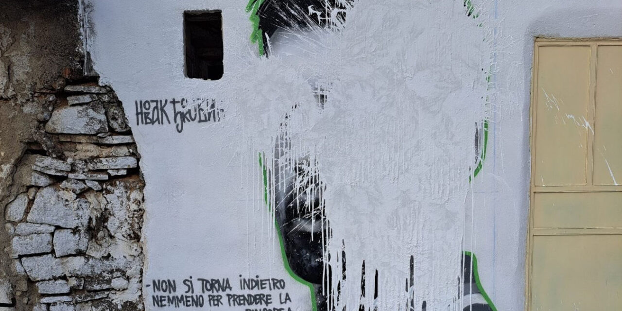 Koszovóban megrongálták a Đokovićról készült falfestményt