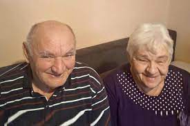 <span class="entry-title-primary">Egész életében kapált, most lakást nyert a fővárosban a vajdasági asszony</span> <span class="entry-subtitle">Mindkét lakás vajdaságié lett a Vedd el a számlát és nyerj! utolsó fordulójában</span>