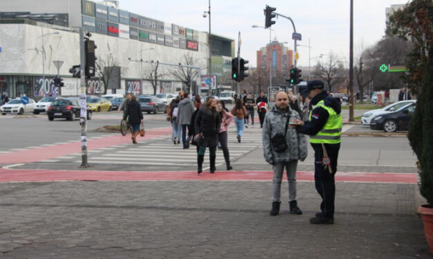 Hat óra alatt 168 újvidéki gyalogost bírságoltak meg