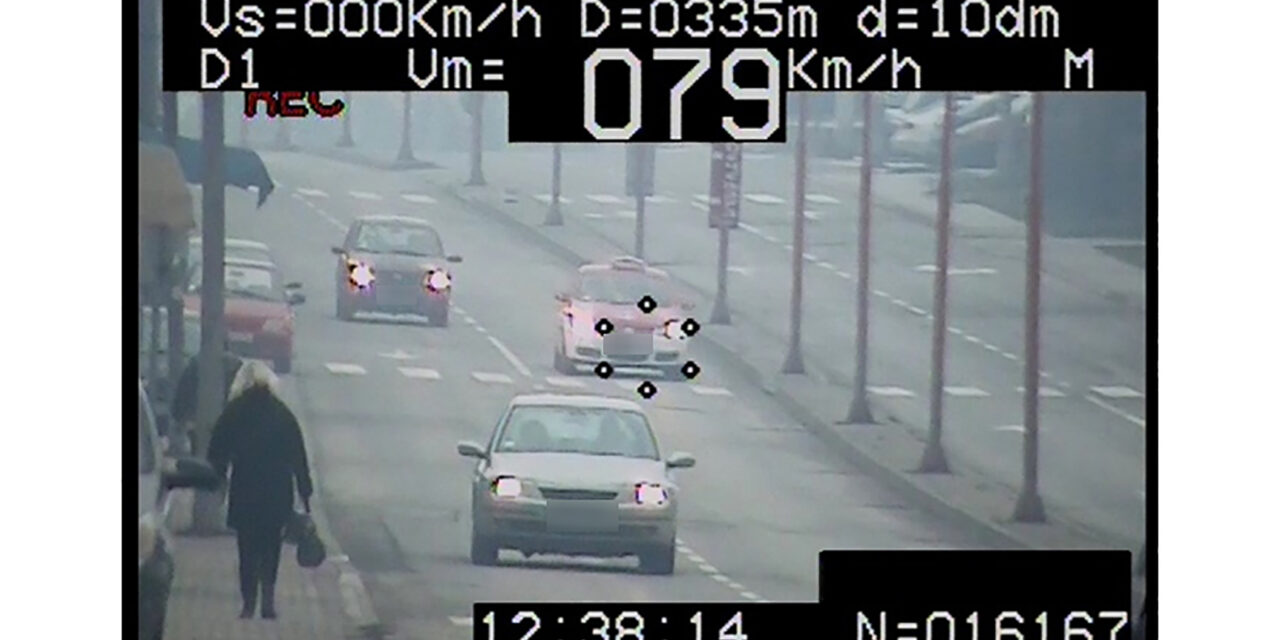 Idén alig 3 hónap alatt több mint 10 ezer gyorshajtót értek tetten a gyalogátkelőhelyek közelében