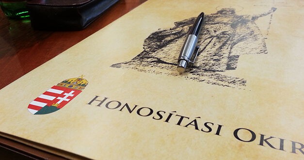 Benyújtották a magyar állampolgárság felfüggesztéséről szóló javaslatot