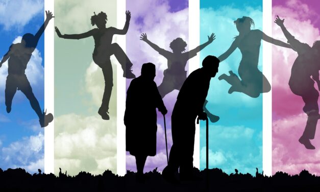 Emelkedik az átlagéletkor és csökken a fiatalok aránya a lakosságban