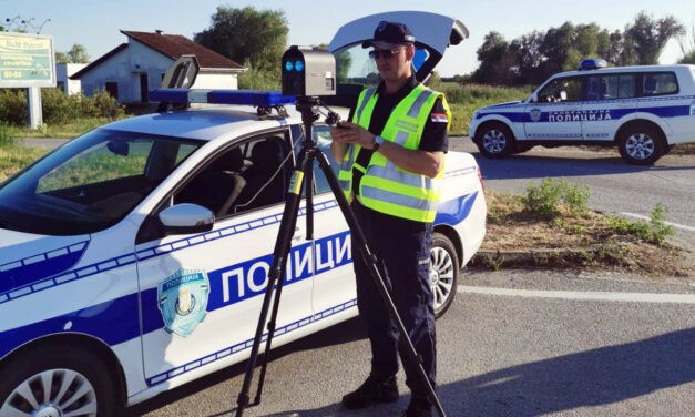 Legális a Viberen figyelni, hogy hol van közlekedési rendőr?