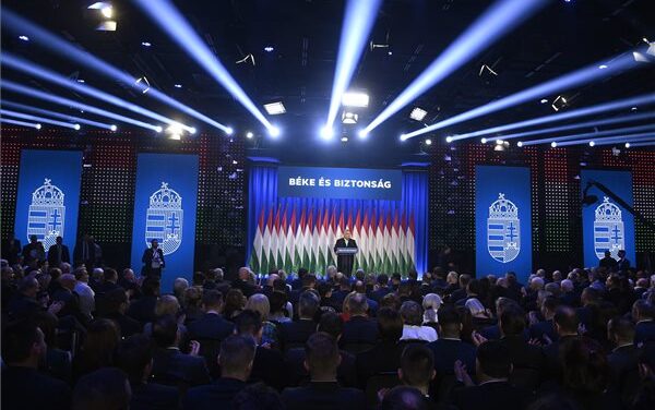 Orbán Viktor évet értékelt