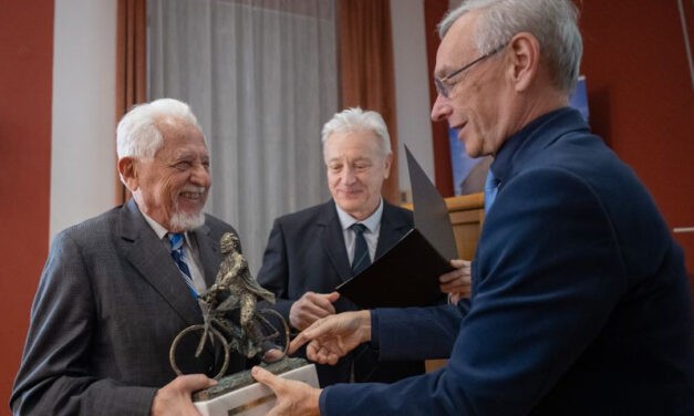 Segítik egymás tevékenységét a két szomszédos regionális bizottság tudósai