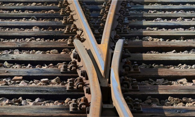 <span class="entry-title-primary">„Ez a kérdés, válasszatok!”</span> <span class="entry-subtitle">Hol jobbak az iskolák? – Balla Lajos levele</span>