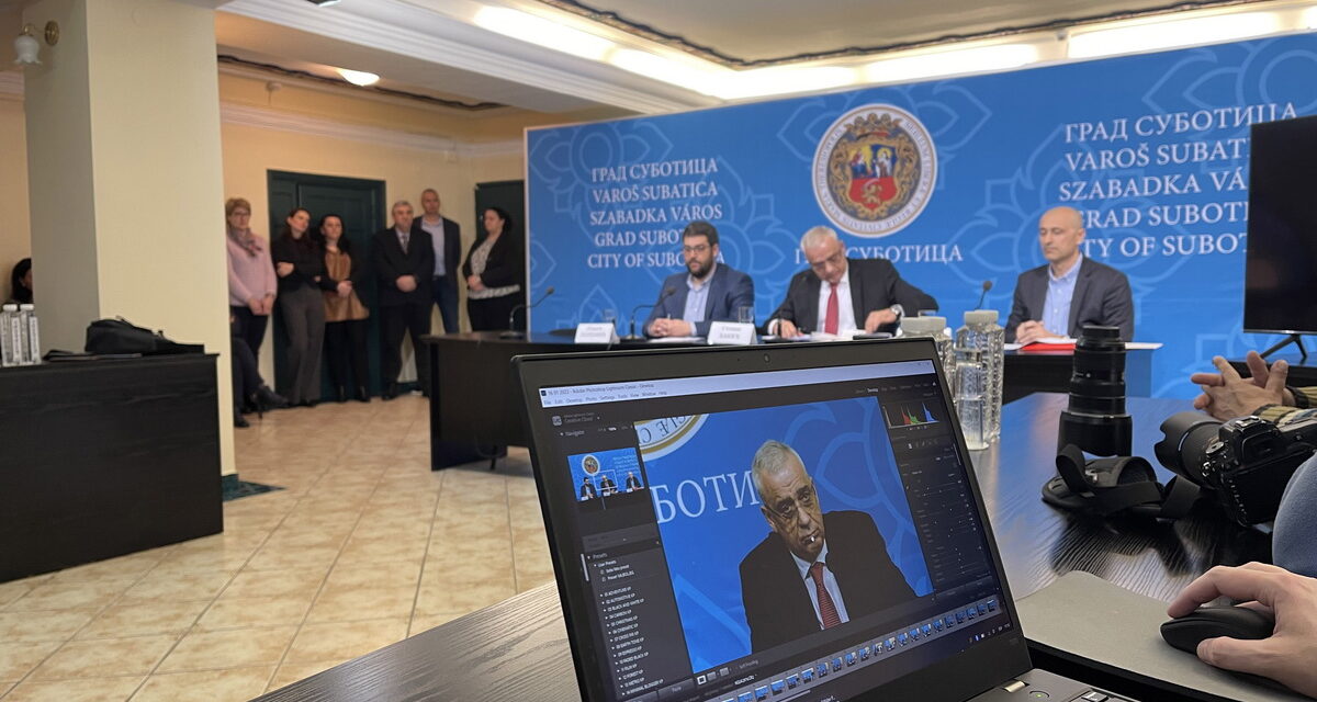 <span class="entry-title-primary">„Aki hazudik, az meg is lopja a szabadkai polgárokat“</span> <span class="entry-subtitle">A Szabadság és Igazságosság Párt Stevan Bakić és Dejan Ljubisavljević sürgős lemondását követeli</span>