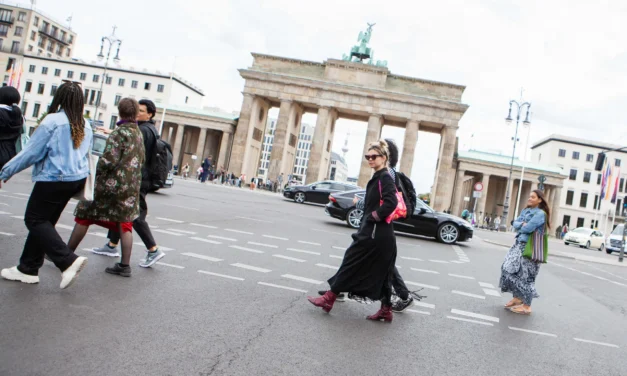 Kézigránáttal, késsel támadt emberekre egy szerb férfi Berlinben