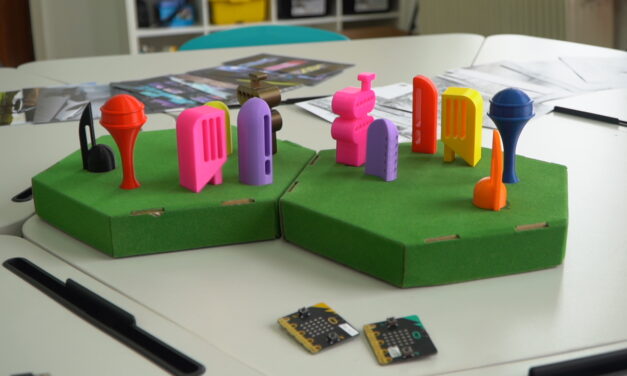 <span class="entry-title-primary">A digitális technológiákat nem csak informatikaórán lehet használni</span> <span class="entry-subtitle">Az alkotópedagógia módszertanával ismerkedtek vajdasági pedagógusok Óbecsén</span>