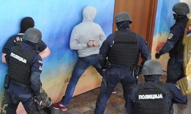 Horgosi embercsempész is van a letartóztatottak között