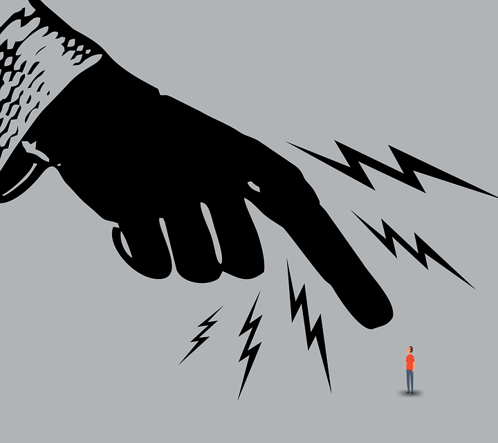 Kirúgták az ország legjobb nukleáris mérnökét, mert a Twitteren bírálta Vučićot